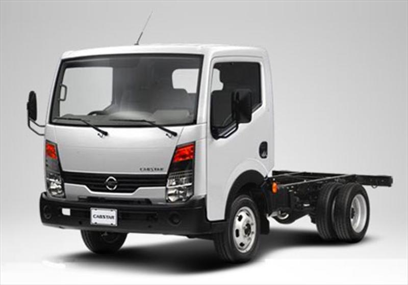 Nissan cabstar фото