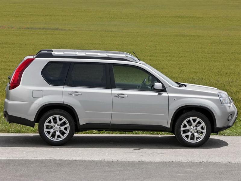 Nissan X-Trail Advance (2014)
