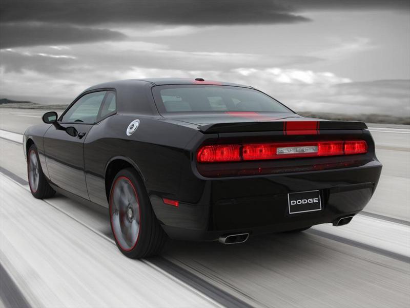 Dodge Challenger RT (2013)