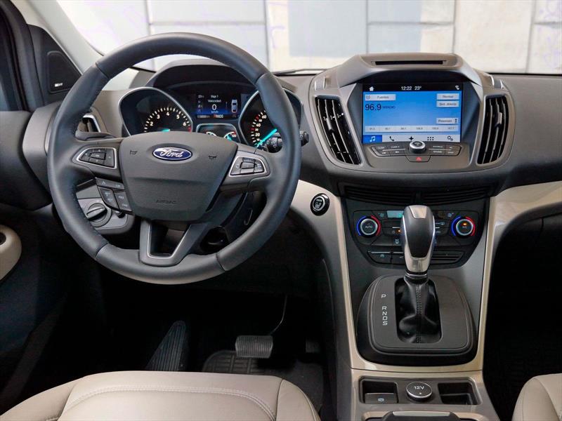 Ford Escape S (2018)
