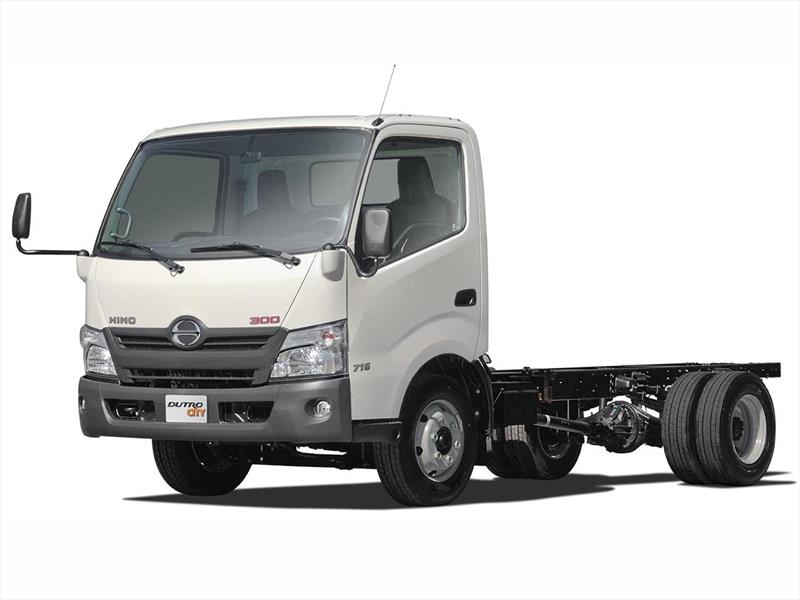 Hino 300 фара левая