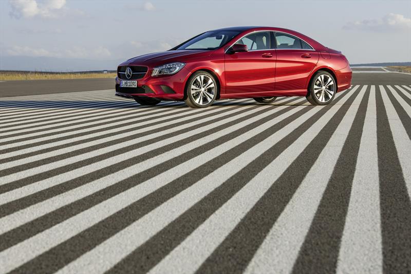 Mercedes Benz Clase CLA 200 CGI Sport 2017 Mercedes Benz Clase CLA 200 CGI Sport 2017