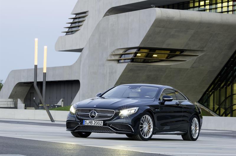 foto Mercedes Benz Clase S Coupe 65 AMG V12 nuevo