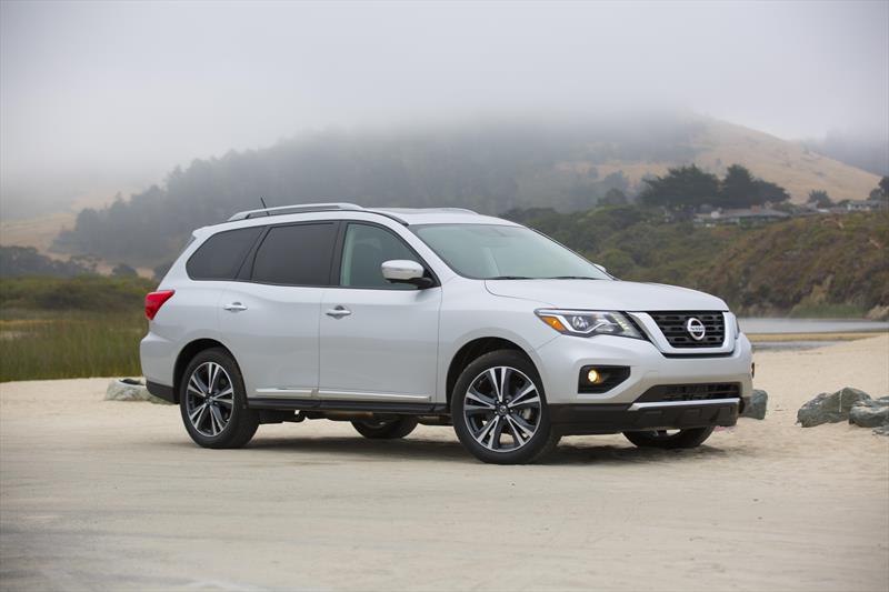 foto Nissan Pathfinder Exclusive 4x4