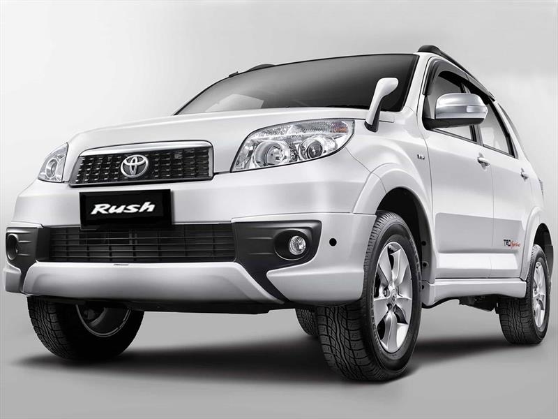 Toyota Rush LEI 4x4 (2018)