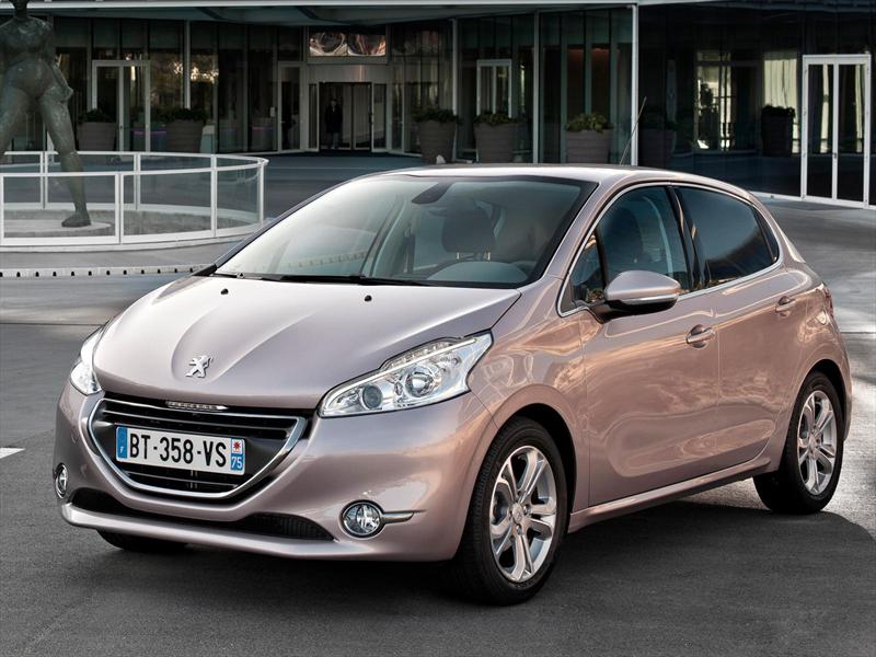 Peugeot 208 1 6 Allure E Hdi 5p 2013
