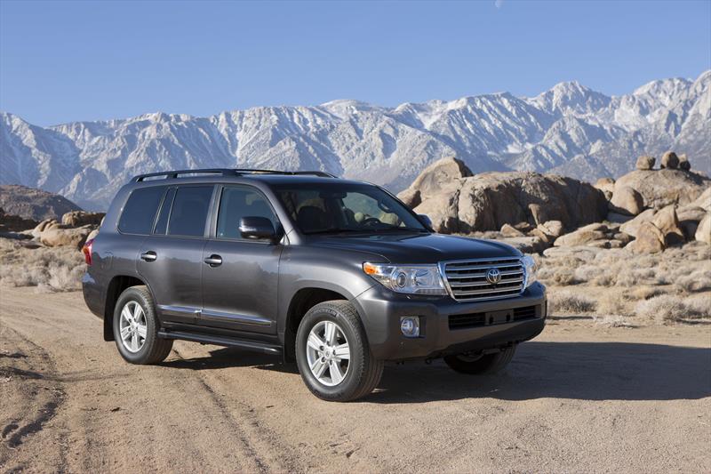 foto Toyota Land Cruiser 5.7L 4x4 nuevo color A elección precio $1,637,700