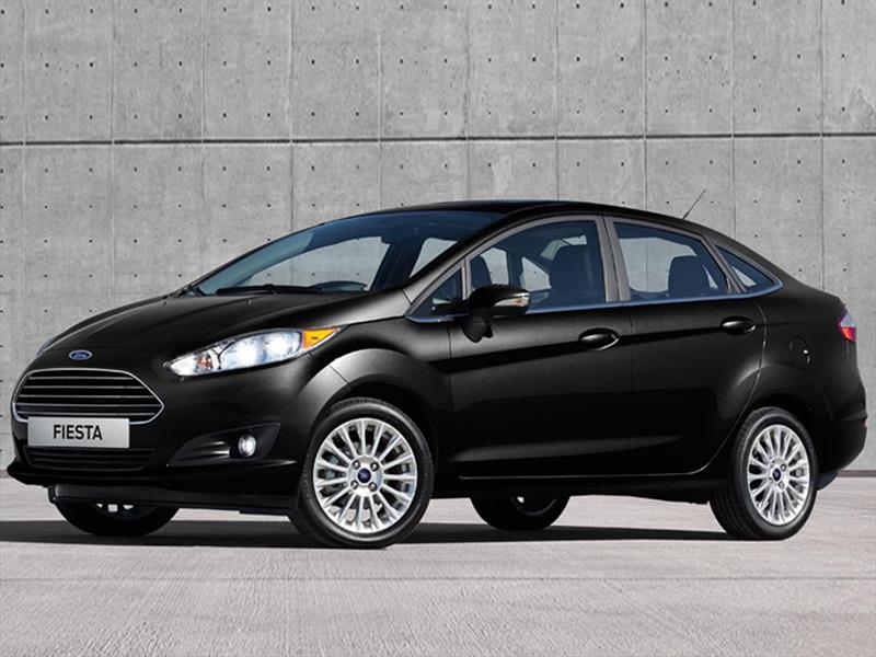 foto Ford Fiesta Sedán