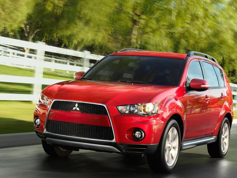 Mitsubishi outlander 3 2013