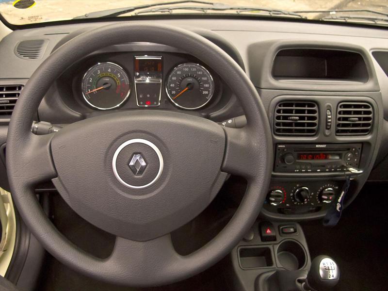 Renault Clio Mío 3P Confort Plus (2014)