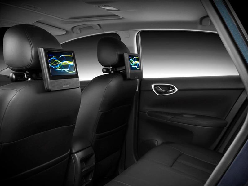 Nissan Sentra Sense (2015) Nissan Sentra Sense (2015)