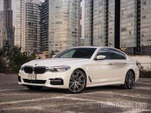 foto BMW Serie 5 520iA Sport Line (2020)
