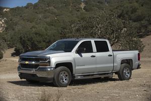 foto Chevrolet Silverado 2500 4x4 Cab Reg LS nuevo color A elección precio $493,900
