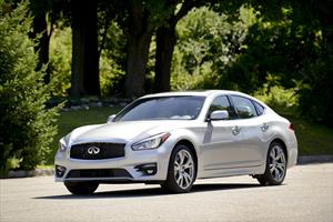 foto Infiniti Q70 Seduction 3.7 nuevo color A elección precio $835,100