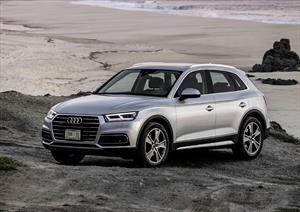 foto Audi Q5 45 TFSI S Line nuevo color A elección precio $959,900