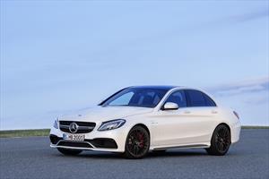 foto Mercedes Benz Clase C 63 AMG (2020)
