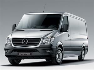 foto Mercedes Benz Sprinter Street Furgón 411 3250 TN V1 nuevo color A elección precio u$s38.200