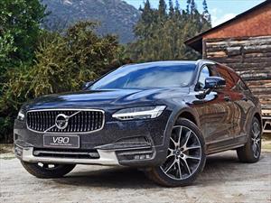 foto Volvo V90 Cross Country