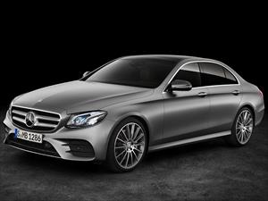 foto Mercedes Clase E 450 4Matic nuevo color A elección precio u$s128.000