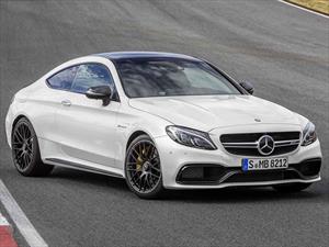 foto Mercedes Benz Clase C 63 S AMG Coupé financiado en cuotas anticipo u$s18.300 cuotas desde $30.000
