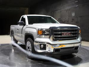 GMC Sierra Cabina Regular 4x4 nuevo color A eleccion precio $820,400