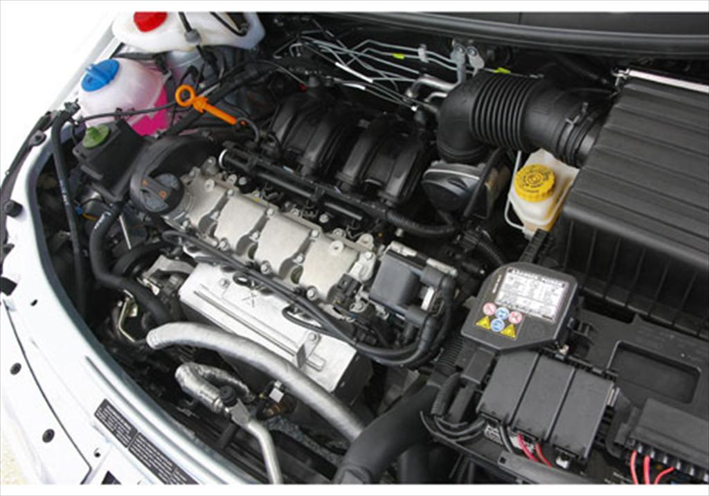 Volkswagen Gol Comfortline (2013)