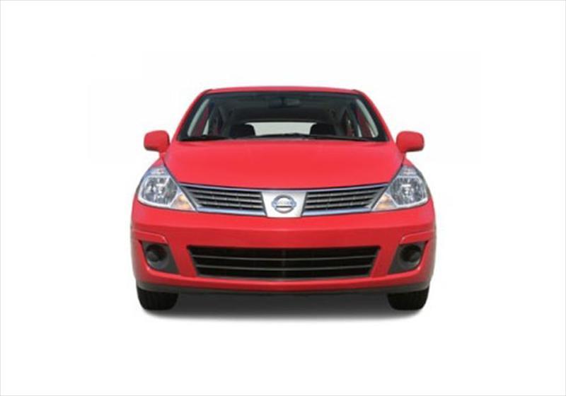 Nissan tiida sport precio #8