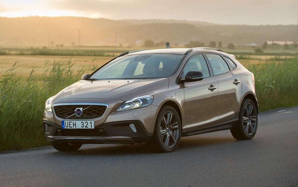 Volvo v40 t4