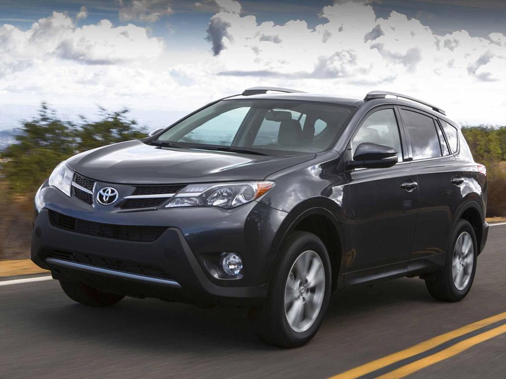 Toyota RAV4 XLE (2015)