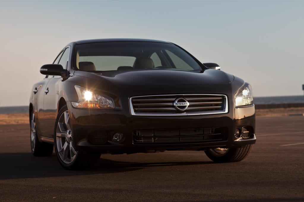 Nissan Maxima Exclusive (2014)