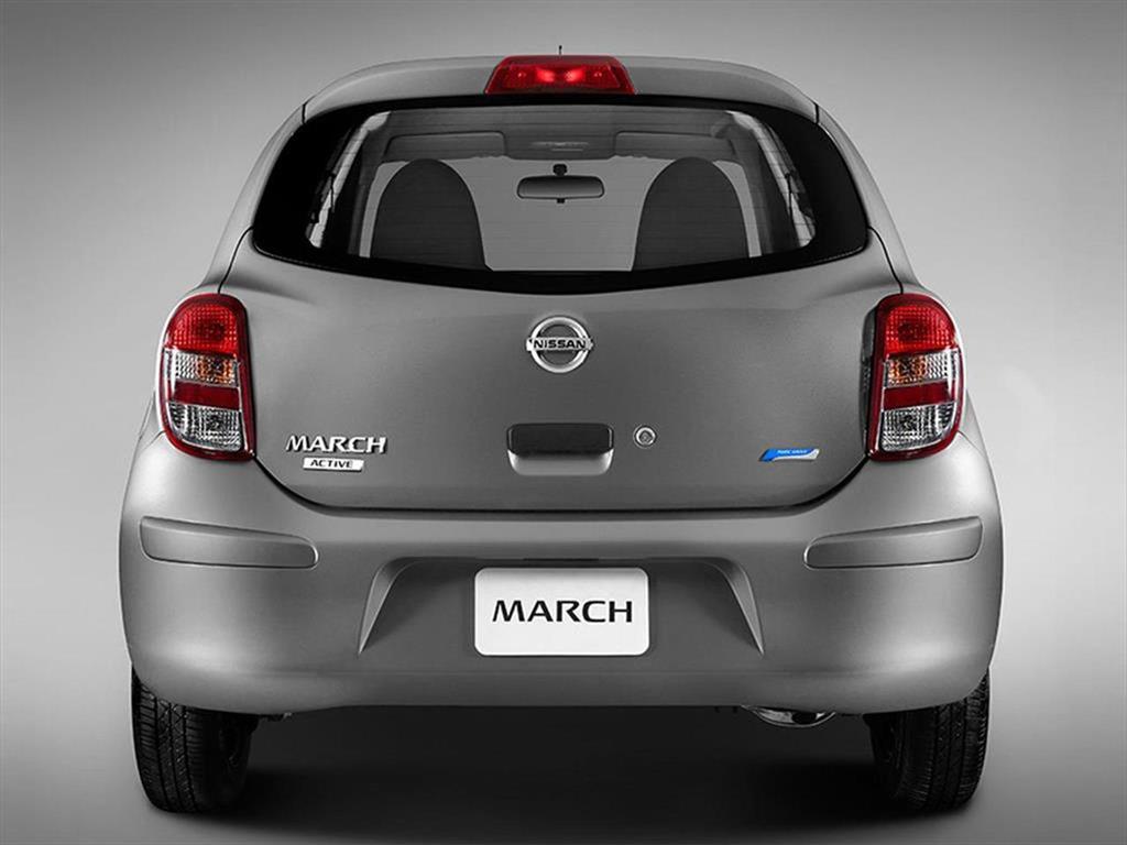 Nissan March Información 2016