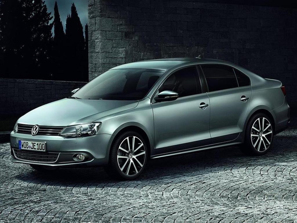 Volkswagen Vento Trendline (2014)