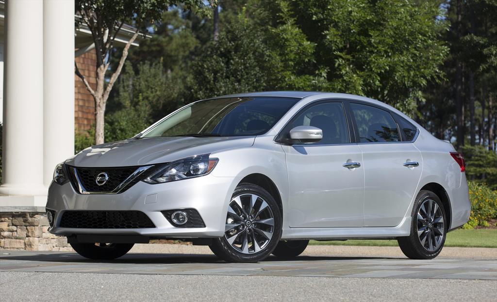 Nissan Sentra SR Turbo (2017) Nissan Sentra SR Turbo (2017)