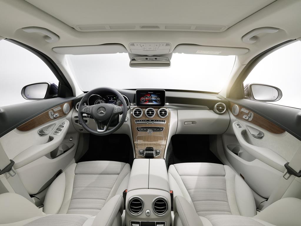 Mercedes Benz Clase C 200 CGI Exclusive Aut (2015)