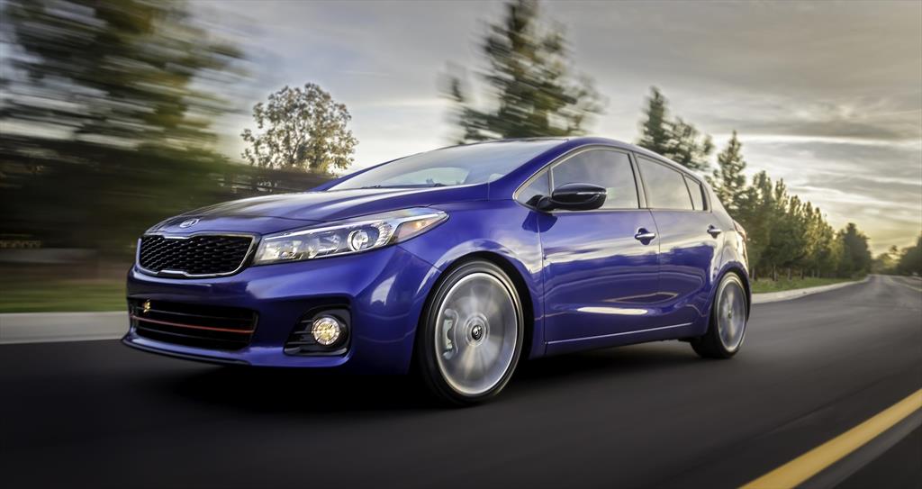 Kia Forte HB SX (2017)