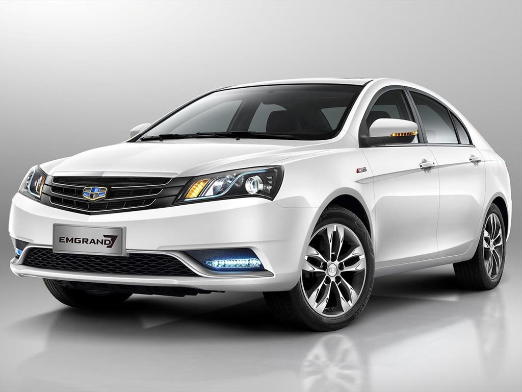 Автомобиль geely emgrand 7