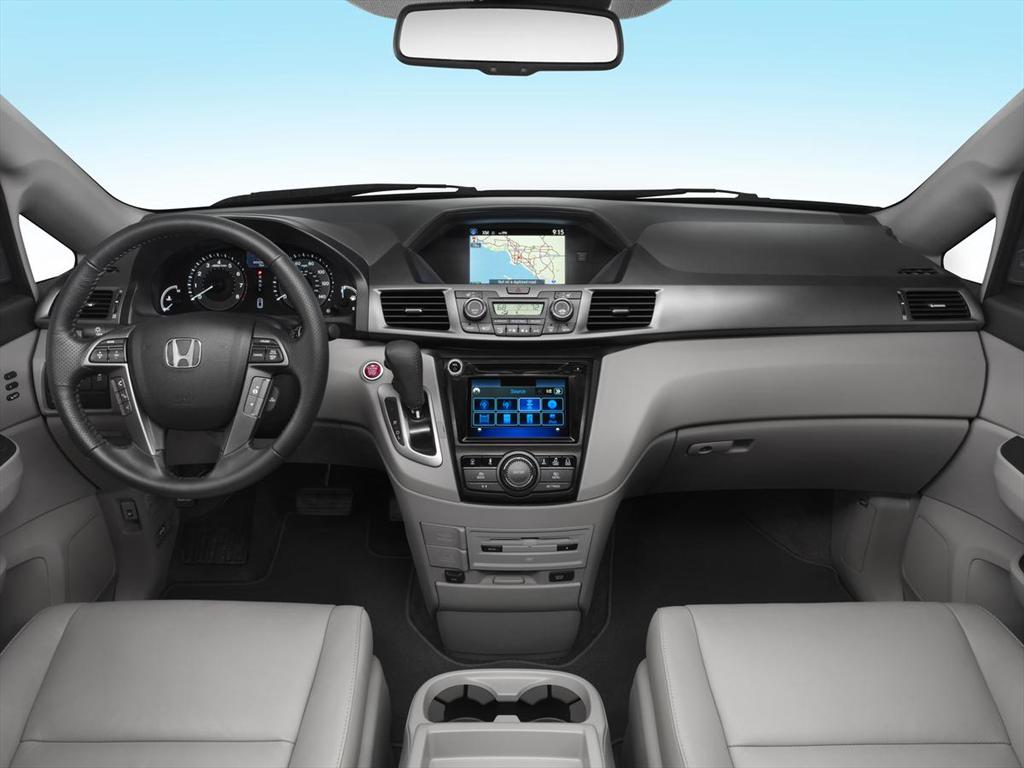 Honda Odyssey Touring (2015)