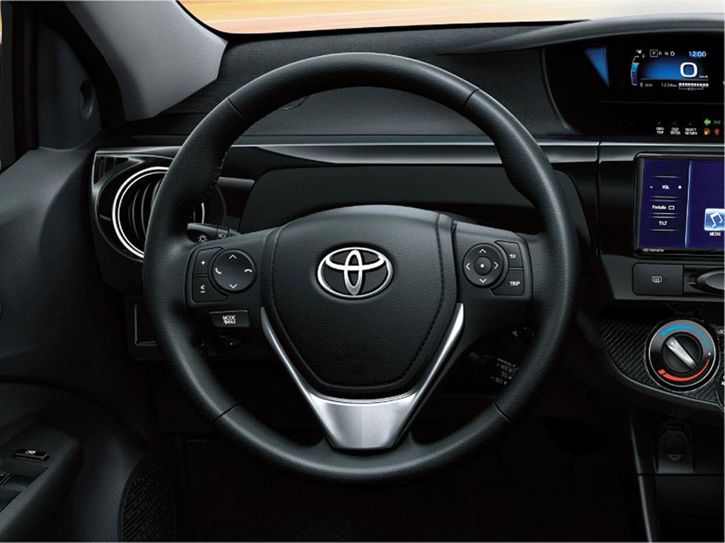 Toyota Etios Sedán XLS (2018)