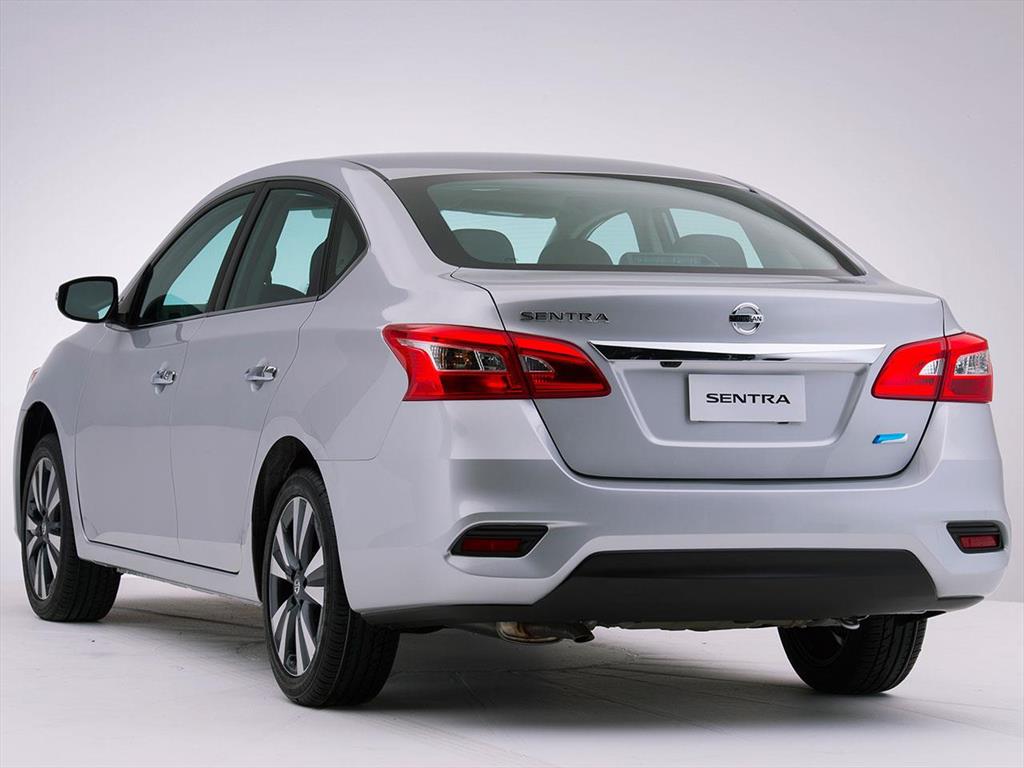 Nissan Sentra Sense (2017) Nissan Sentra Sense (2017)